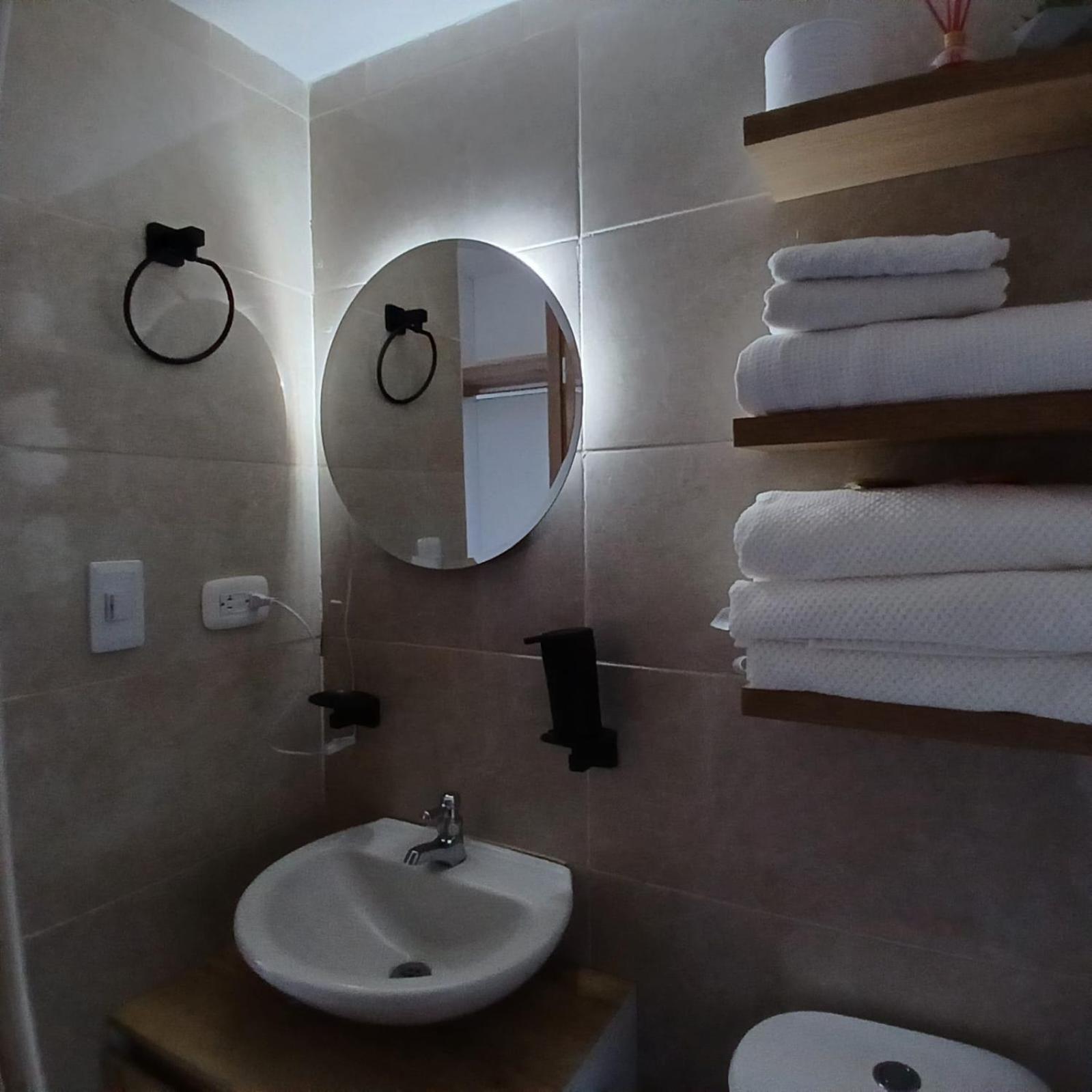 Moderno Apartment Cali